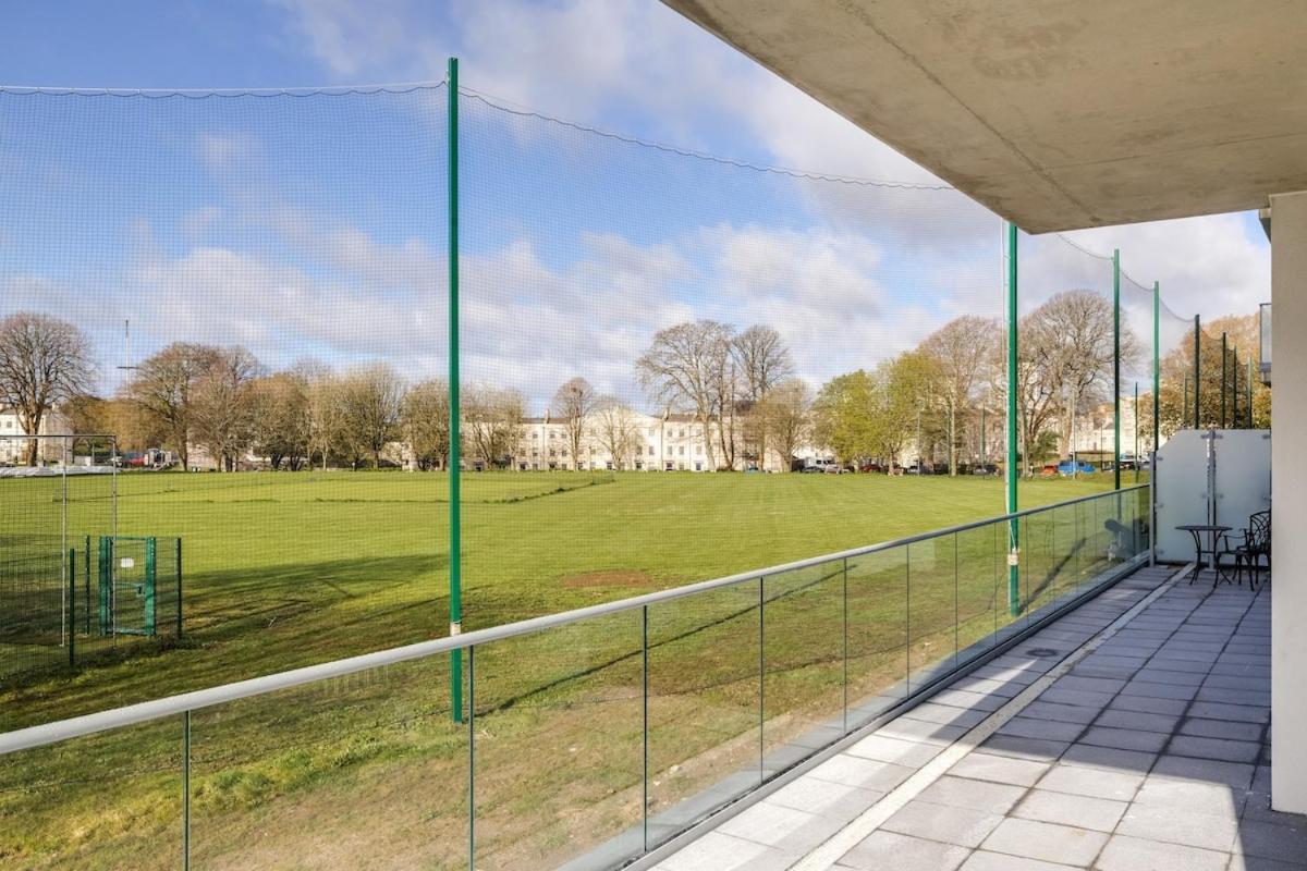 3 Bed- The Pavilion By Pureserviced Plymouth Exterior photo